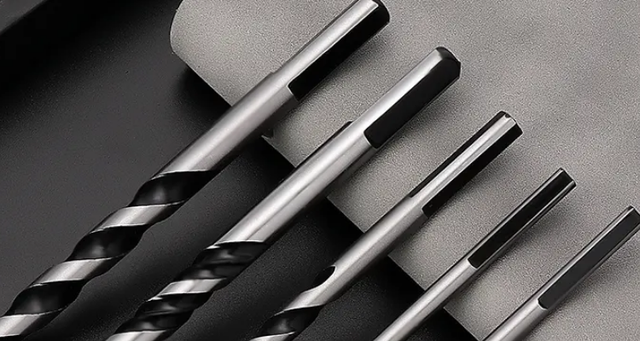 墙砖钻孔用什么电钻好(墙砖钻孔用电钻还是冲击钻哪个实用)